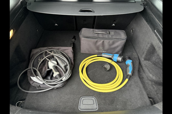 Mercedes-Benz CLA-Klasse Shooting Brake 250e Aut. Business Sol. AMG | Panorama | Burmester | Designo Magno | Sfeer Verlichting |