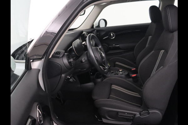 MINI Mini Electric Basic 33 kWh | Origineel NL | Carplay | Full LED | Navigatie | Digital Cockpit | Climate control | Cruise control | Bluetooth