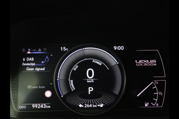 Lexus UX 300e Business 54 kWh | 1e eigenaar | Adaptive cruise | Carplay | Camera | Navigatie | Full LED | Elektrische stoelen | Climate control | Bluetooth