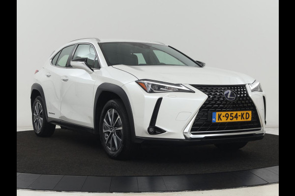 Lexus UX 300e Business 54 kWh | 1e eigenaar | Adaptive cruise | Carplay | Camera | Navigatie | Full LED | Elektrische stoelen | Climate control | Bluetooth
