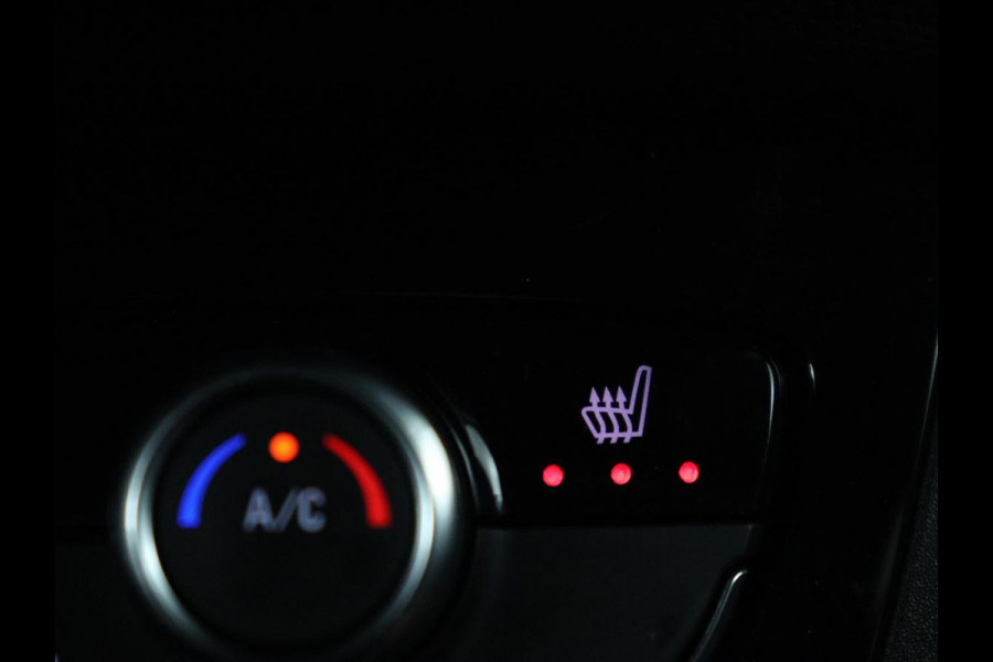 Opel CORSA-E GS Line 50 kWh | 1e eigenaar | Stoel & stuurverwarming | Carplay | Navigatie | Full LED | 17'' | Climate control | Cruise control | Bluetooth