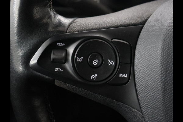 Opel CORSA-E GS Line 50 kWh | 1e eigenaar | Stoel & stuurverwarming | Carplay | Navigatie | Full LED | 17'' | Climate control | Cruise control | Bluetooth