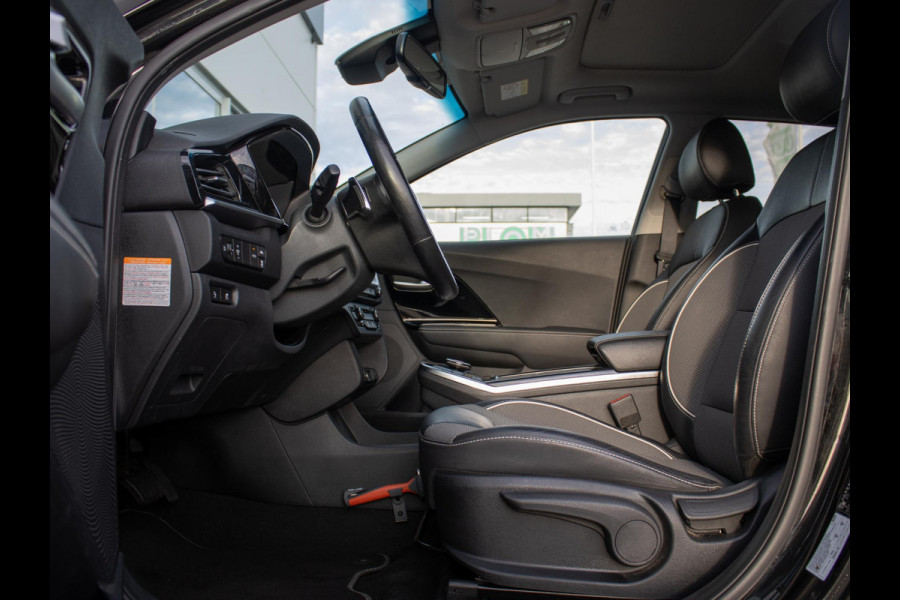 Kia e-Niro DynamicPlusLine 64 kWh | Nederlandse dealer onderhouden auto | Navigatie | Stoel en stuurverwarming |