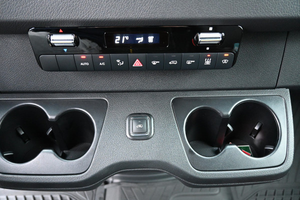 Mercedes-Benz Sprinter 319 CDI 4x4 L2H2 Pro Draaistoelen, Distronic, LED, Electrische schuifdeur