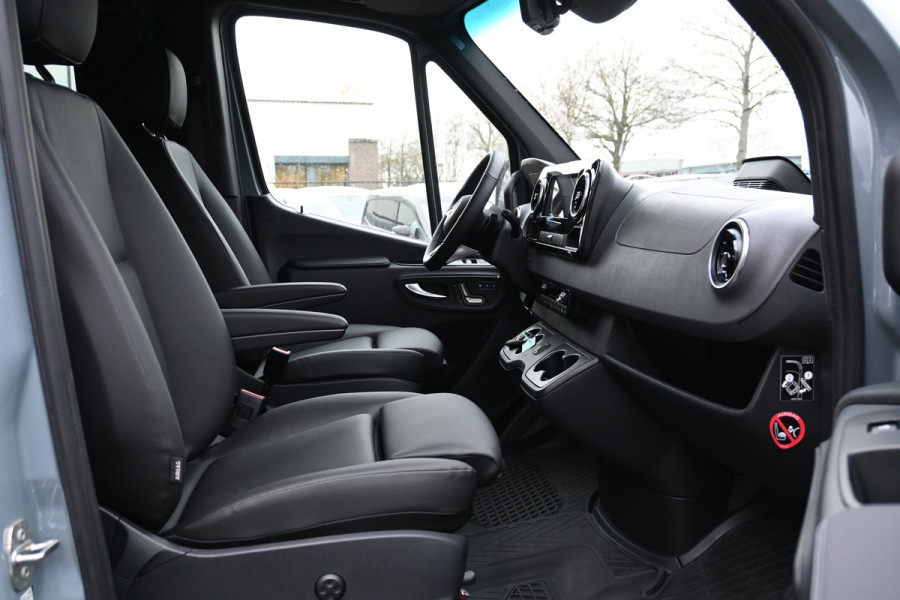 Mercedes-Benz Sprinter 319 CDI 4x4 L2H2 Pro Draaistoelen, Distronic, LED, Electrische schuifdeur