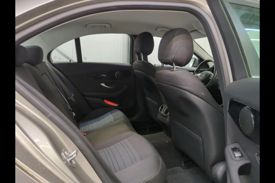 Mercedes-Benz C-Klasse 200d Aut. Business Sol. | Trekhaak | Navi | Camera |
