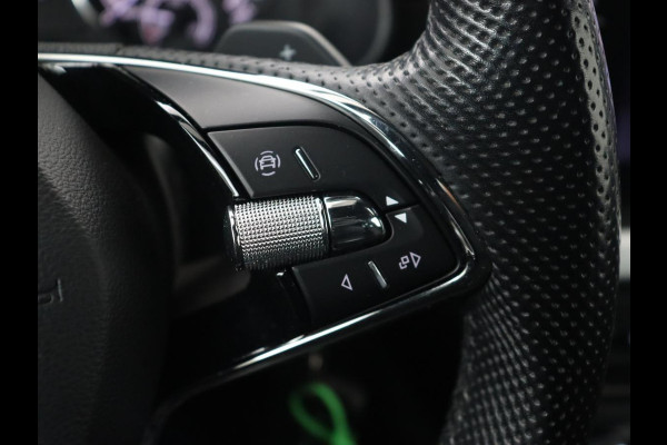 Škoda Kamiq 1.0 TSI Sport | Automaat | Carplay | Sportstoelen | DAB | Climate control | Parkeerhulp | Cruise control | Full LED | Bluetooth