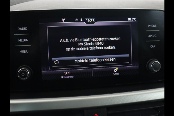 Škoda Kamiq 1.0 TSI Sport | Automaat | Carplay | Sportstoelen | DAB | Climate control | Parkeerhulp | Cruise control | Full LED | Bluetooth