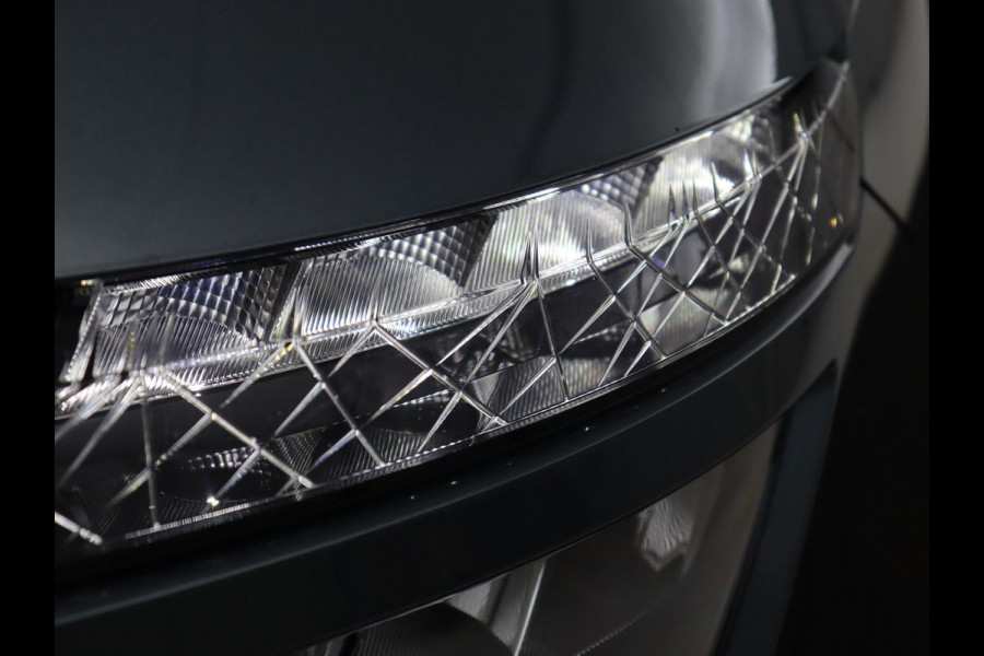 Škoda Kamiq 1.0 TSI Sport | Automaat | Carplay | Sportstoelen | DAB | Climate control | Parkeerhulp | Cruise control | Full LED | Bluetooth