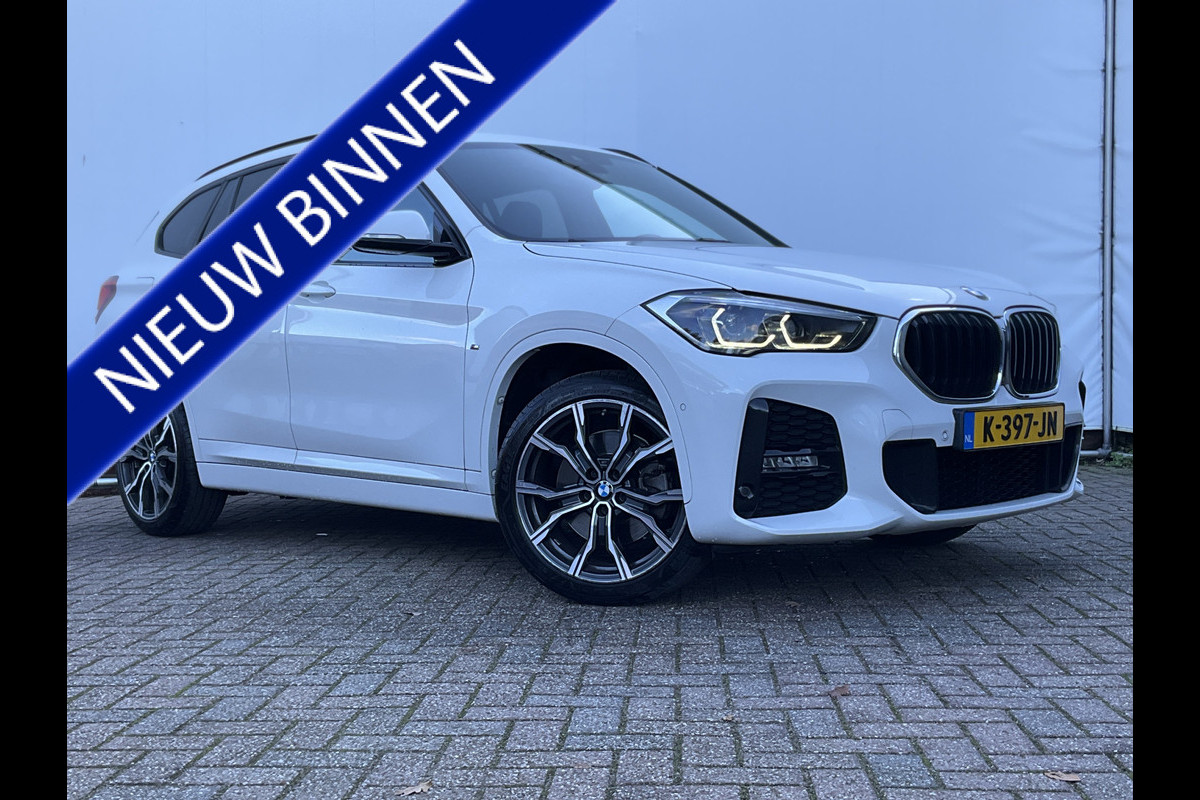 BMW X1 xDrive20i High Executive M-Sport Trekhaak Nav/Cam Stoelverw Elek.Klep Dealer-OH!