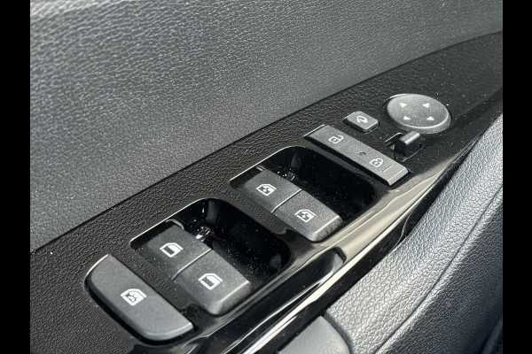 Kia Sportage 1.6 T-GDi Plug-in Hybrid AWD DynamicLine