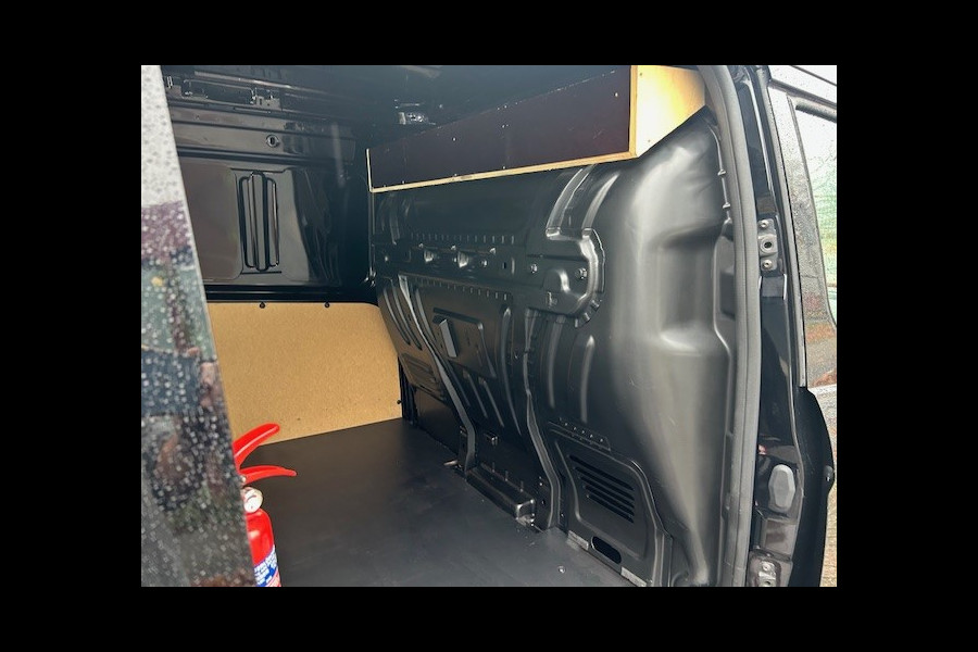 Ford Transit Connect 1.5 EcoBlue L2 Trend AIRCO I NAV I CAMERA I 3-ZITSI LEDER INTERIEURI 1e EIGENAAR I COMPETE ONDERHOUDSHISTORIE