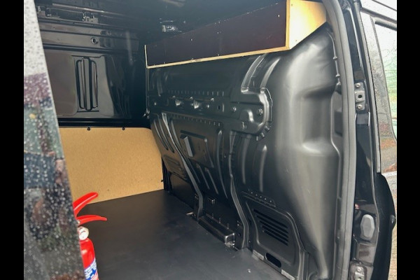 Ford Transit Connect 1.5 EcoBlue L2 Trend AIRCO I NAV I CAMERA I 3-ZITSI LEDER INTERIEURI 1e EIGENAAR I COMPETE ONDERHOUDSHISTORIE