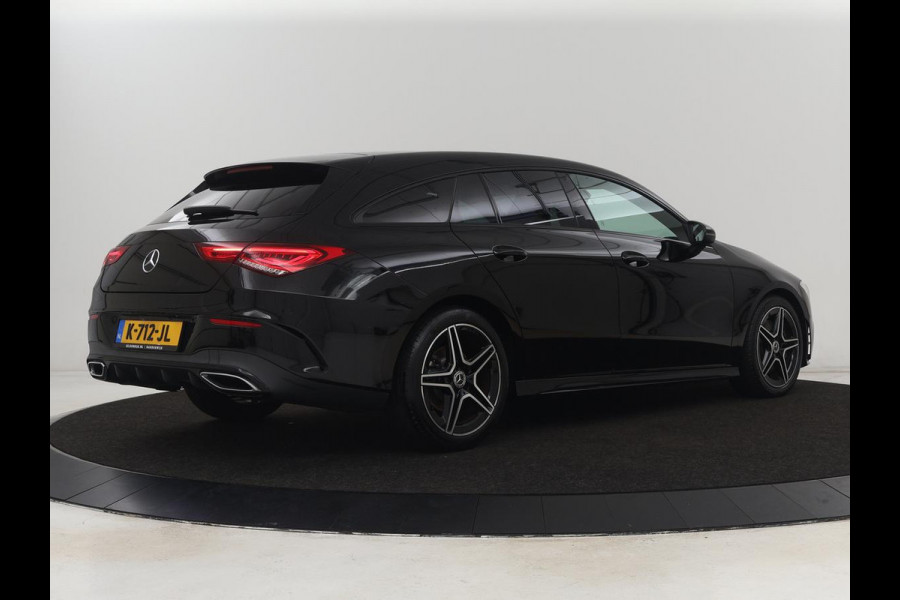 Mercedes-Benz CLA-Klasse 200 AMG | Stoelverwarming | Camera | Leder/Alcantara | Sfeerverlichting | Park Assist | Full LED | Navigatie | Widescreen | Climate control | Bluetooth | Cruise control