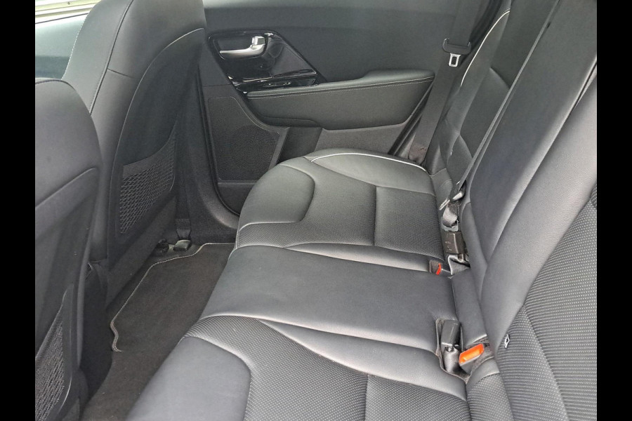 Kia e-Niro ExecutiveLine 64 kWh | Schuifdak | JBL Audio | leder