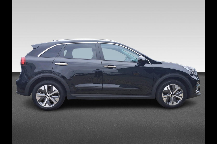 Kia e-Niro ExecutiveLine 64 kWh | Schuifdak | JBL Audio | leder