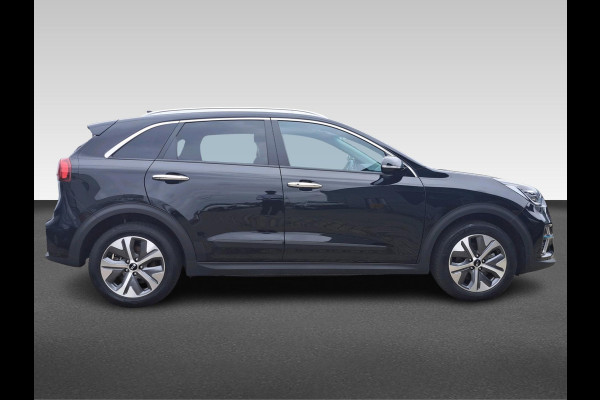 Kia e-Niro ExecutiveLine 64 kWh | Schuifdak | JBL Audio | leder