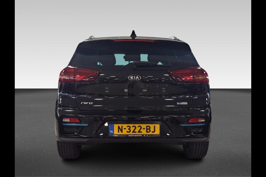 Kia e-Niro ExecutiveLine 64 kWh | Schuifdak | JBL Audio | leder