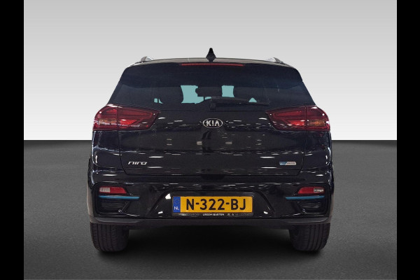 Kia e-Niro ExecutiveLine 64 kWh | Schuifdak | JBL Audio | leder