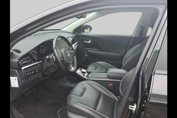 Kia e-Niro ExecutiveLine 64 kWh | Schuifdak | JBL Audio | leder