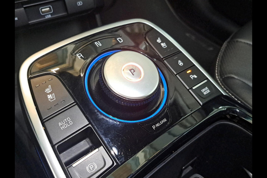 Kia e-Niro ExecutiveLine 64 kWh | Schuifdak | JBL Audio | leder