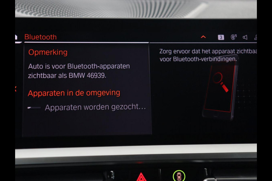 BMW 3 Serie 318i Sport Line | Carplay | Camera | Sportstoelen | Sfeerverlichting | Live Cockpit | Navigatie | Full LED | Half leder | Park Assist | Climate control | DAB | Cruise control | Bluetooth