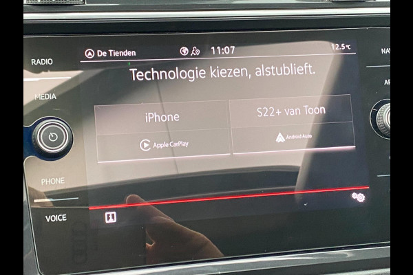 Volkswagen Tiguan 1.5 TSI R-Line Business+ | Pano|Virtual|ACC | IQ Drive|Alcantara| SFEER V | Stoel-stuurverw|Dealer Onderh |