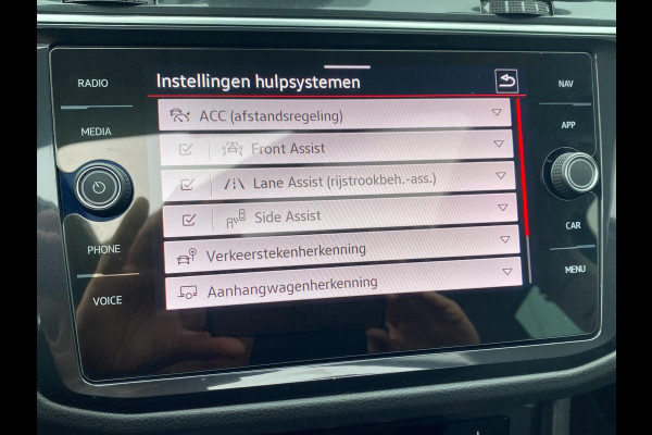 Volkswagen Tiguan 1.5 TSI R-Line Business+ | Pano|Virtual|ACC | IQ Drive|Alcantara| SFEER V | Stoel-stuurverw|Dealer Onderh |