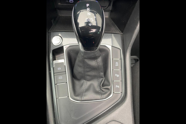 Volkswagen Tiguan 1.5 TSI R-Line Business+ | Pano|Virtual|ACC | IQ Drive|Alcantara| SFEER V | Stoel-stuurverw|Dealer Onderh |