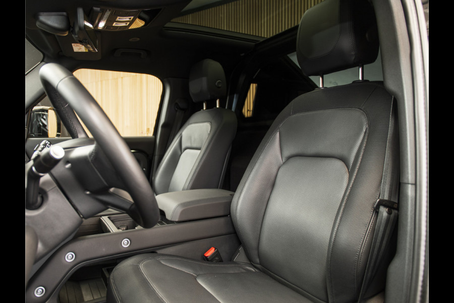 Land Rover Defender Hard Top 3.0 D200 110 X-Dynamic SE GRIJS-KENTEKEN