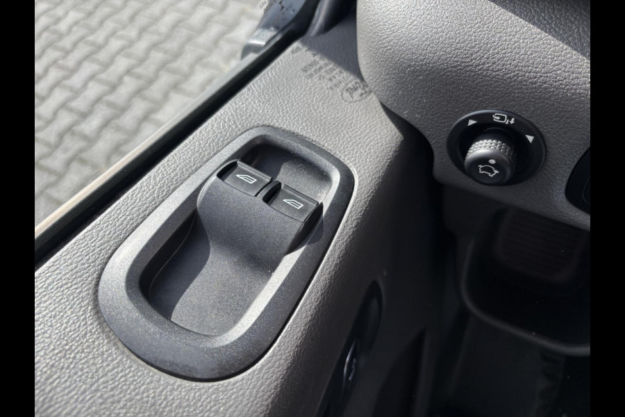 Ford Transit 330 2.0 TDCI L2H2*ECC*NAVI*CAM*HAAK*STOELVERWARM.*