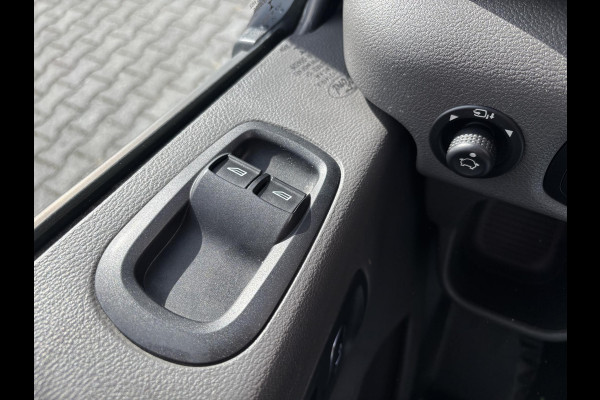 Ford Transit 330 2.0 TDCI L2H2*ECC*NAVI*CAM*HAAK*STOELVERWARM.*