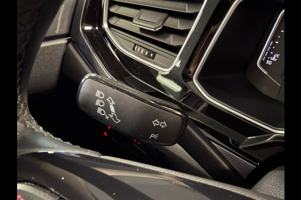 Volkswagen Polo 1.0 TSI Highline DSG AUT. VIRTUAL COCKPIT APPLE CARPLAY CRUISE PDC AIRCO NAVIGATIE