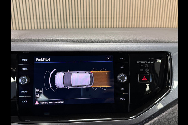 Volkswagen Polo 1.0 TSI Highline DSG AUT. VIRTUAL COCKPIT APPLE CARPLAY CRUISE PDC AIRCO NAVIGATIE