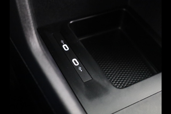 Volkswagen Caddy Cargo Maxi 2.0 TDI Comfort 75 pk | Verlengde garantie | Navigatie via App | Trekhaak | Parkeersensoren achter | Cruise control |