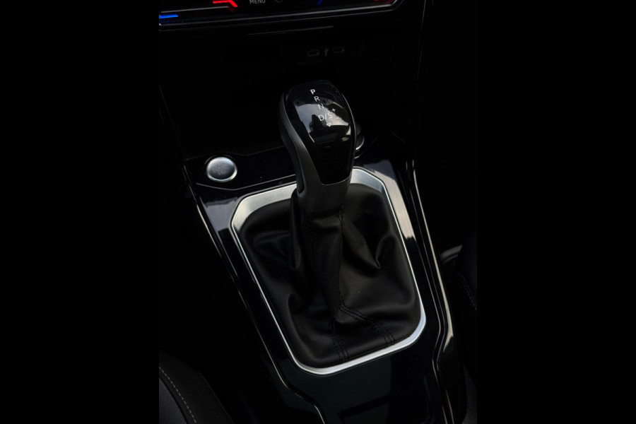 Volkswagen T-Roc 1.5 TSI 3x R-Line Panorama CarPlay