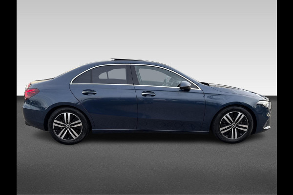 Mercedes-Benz A-Klasse 180 Business Solution Luxury | Pano | Memory stoelen | Achteruitrij camera |