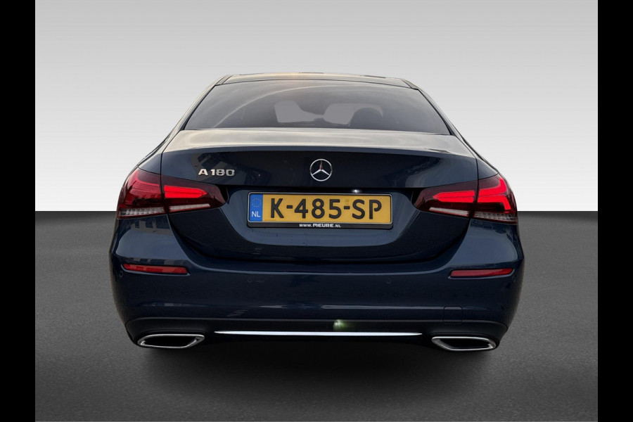 Mercedes-Benz A-Klasse 180 Business Solution Luxury | Pano | Memory stoelen | Achteruitrij camera |