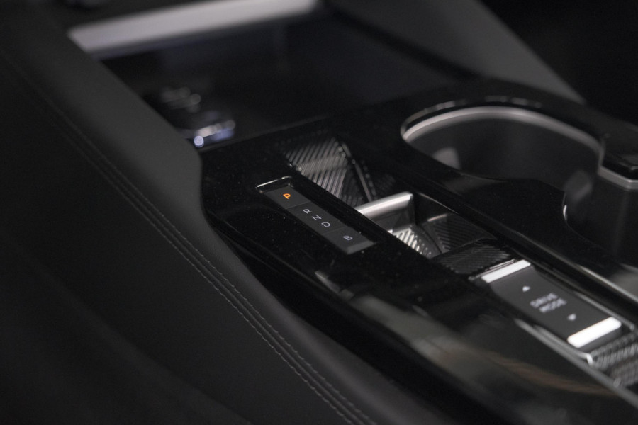 Citroën C5 X 1.6 Plug-in Hybrid 225 Business | Parkeersensoren | Navigatie | Apple Carplay