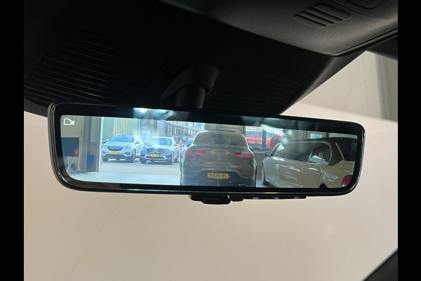 Mercedes-Benz V-Klasse 300d Lang AMG Night Edition / 1e eigenaar