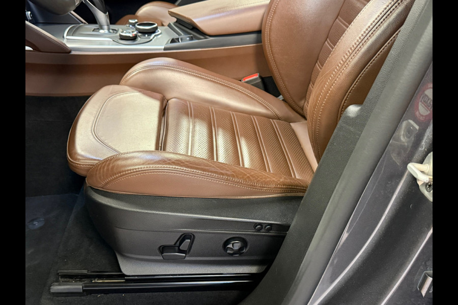 Alfa Romeo Stelvio 2.0 T AWD Super NAVIGATIE CRUISE CLIMATE CONTROL LED LEDER CAMERA NAP