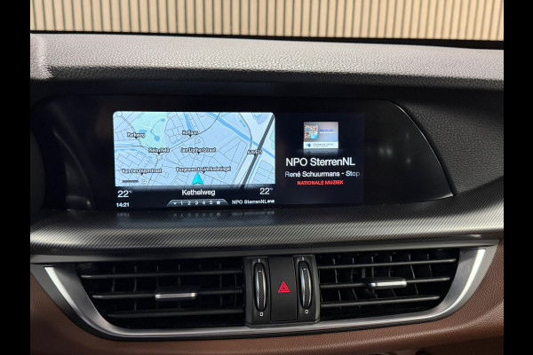 Alfa Romeo Stelvio 2.0 T AWD Super NAVIGATIE CRUISE CLIMATE CONTROL LED LEDER CAMERA NAP