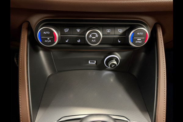 Alfa Romeo Stelvio 2.0 T AWD Super NAVIGATIE CRUISE CLIMATE CONTROL LED LEDER CAMERA NAP
