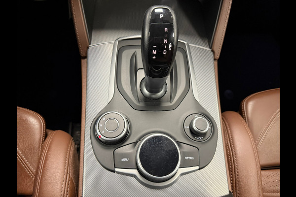 Alfa Romeo Stelvio 2.0 T AWD Super NAVIGATIE CRUISE CLIMATE CONTROL LED LEDER CAMERA NAP