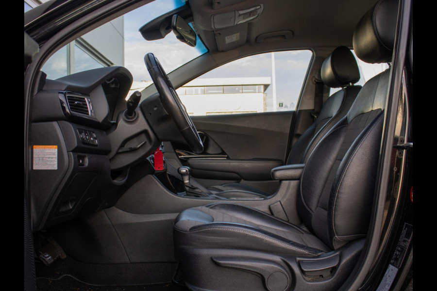 Kia Niro 1.6 GDi Hybrid DynamicLine | Trekhaak afneembaar | Navigatie | Achteruitrijcamera |