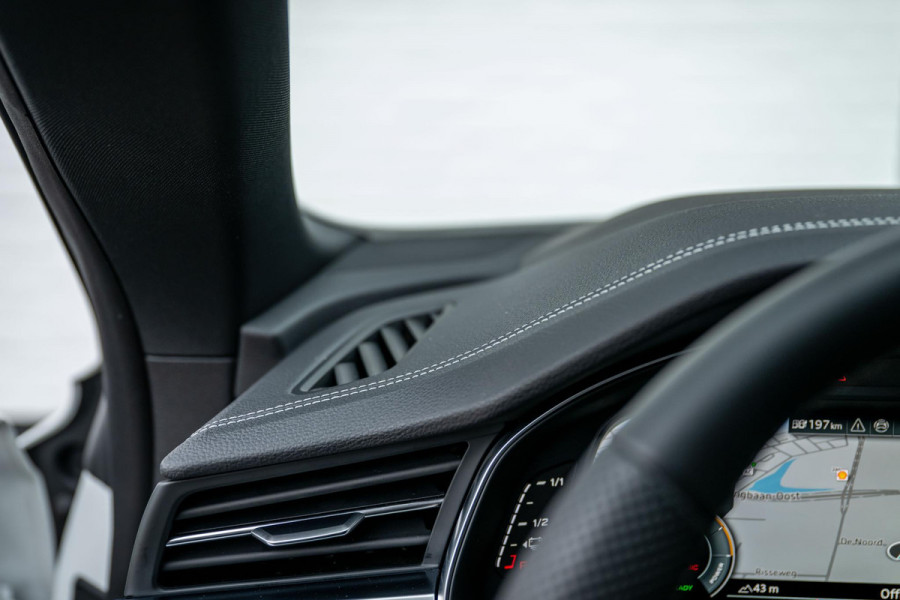 Audi Q8 60 TFSI e quattro S Competition 490pk