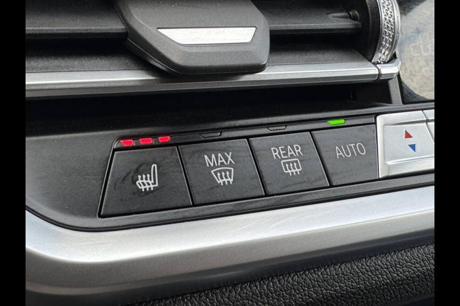 BMW 3 Serie Touring 320i High Exec. M-Sport individual Sfeer Leder Camera Carplay Trekhaak Led