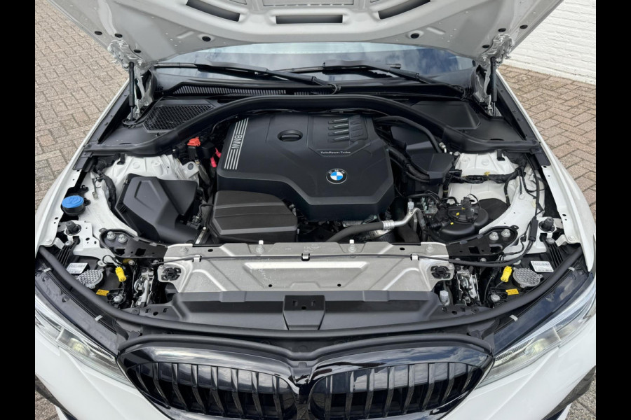 BMW 3 Serie Touring 320i High Exec. M-Sport individual Sfeer Leder Camera Carplay Trekhaak Led