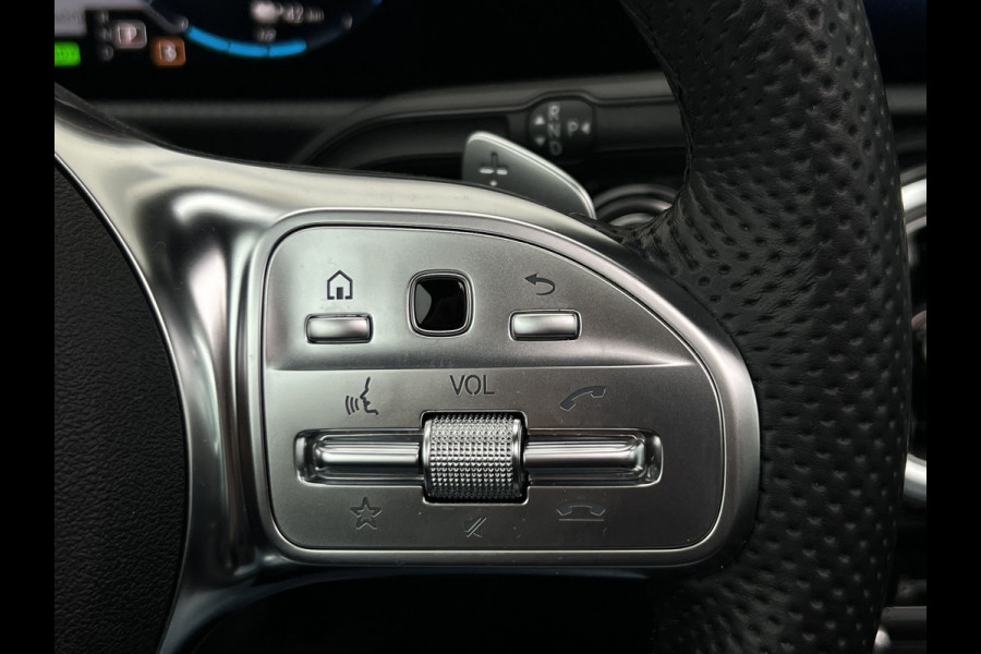 Mercedes-Benz CLA-Klasse Shooting Brake 250 e AMG-Line Edition | LED Matrix | 19 inch | Camera | Night