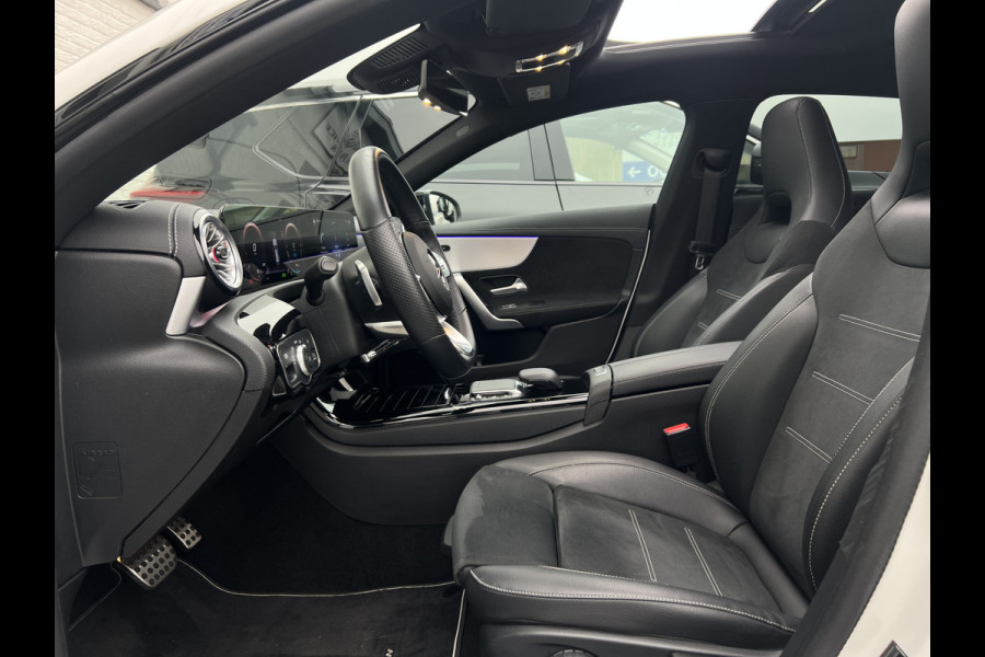 Mercedes-Benz CLA-Klasse Shooting Brake 250 e AMG-Line Edition | LED Matrix | 19 inch | Camera | Night